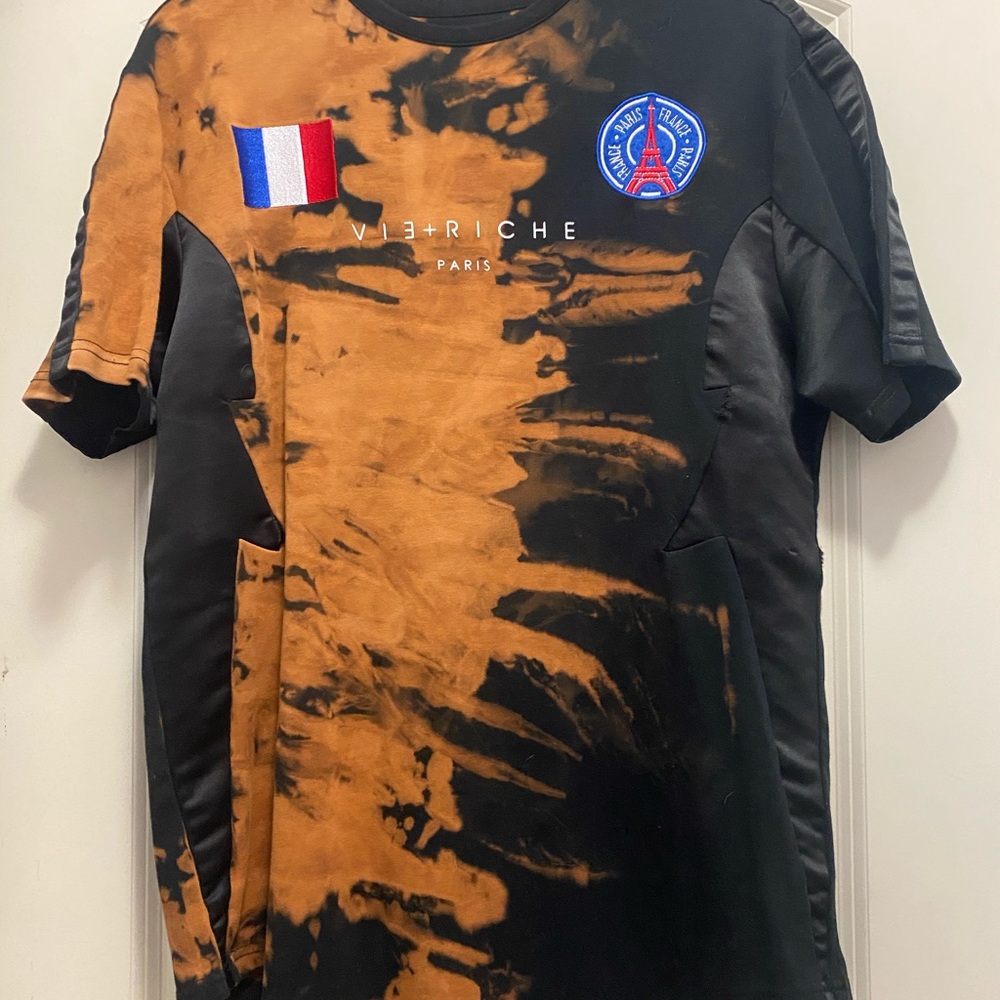 VIE +RICHE PARIS FRANCE BLEACHED TEE